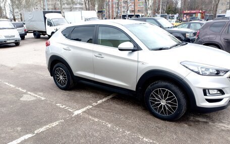 Hyundai Tucson III, 2019 год, 2 350 000 рублей, 3 фотография