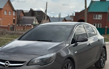 Opel Astra J, 2014 год, 1 050 000 рублей, 5 фотография