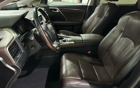 Lexus RX IV рестайлинг, 2016 год, 3 888 000 рублей, 23 фотография