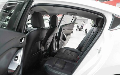 Mazda 6, 2015 год, 1 590 000 рублей, 6 фотография