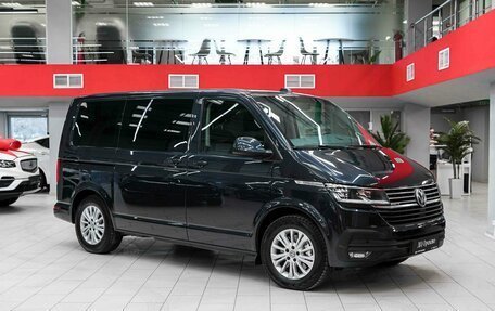 Volkswagen Multivan T6 рестайлинг, 2020 год, 4 690 000 рублей, 3 фотография