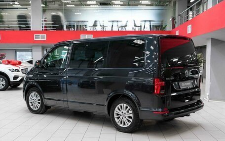 Volkswagen Multivan T6 рестайлинг, 2020 год, 4 690 000 рублей, 4 фотография