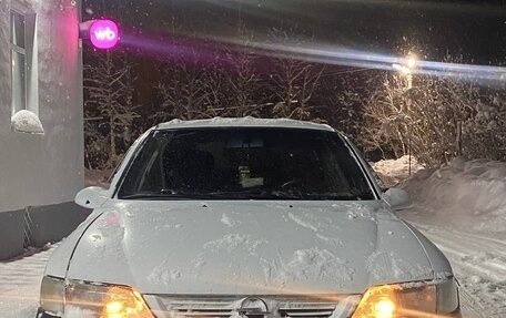 Opel Vectra B рестайлинг, 1998 год, 240 000 рублей, 1 фотография