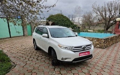 Toyota Highlander III, 2011 год, 2 100 000 рублей, 1 фотография