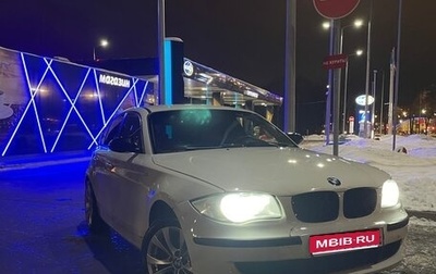 BMW 1 серия, 2009 год, 700 000 рублей, 1 фотография