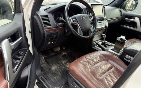 Toyota Land Cruiser 200, 2016 год, 5 619 000 рублей, 13 фотография