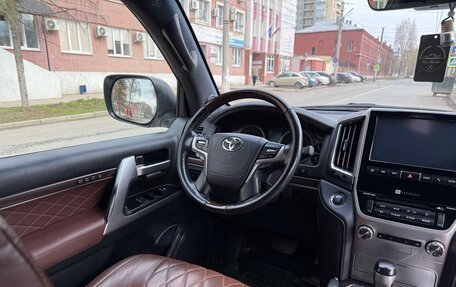 Toyota Land Cruiser 200, 2016 год, 5 619 000 рублей, 14 фотография