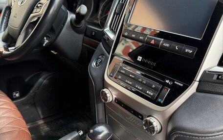 Toyota Land Cruiser 200, 2016 год, 5 619 000 рублей, 11 фотография