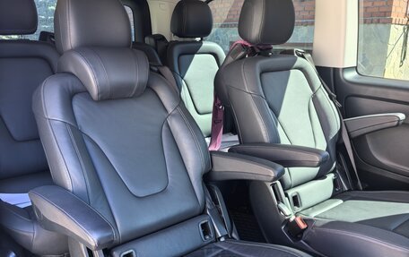 Mercedes-Benz Vito, 2019 год, 5 500 000 рублей, 8 фотография