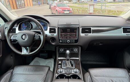 Volkswagen Touareg III, 2015 год, 2 550 000 рублей, 17 фотография