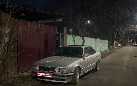 BMW 5 серия, 1991 год, 330 000 рублей, 21 фотография