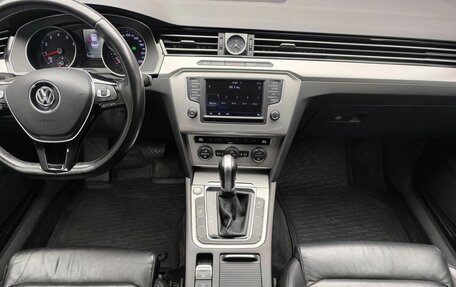 Volkswagen Passat B8 рестайлинг, 2017 год, 1 842 000 рублей, 8 фотография