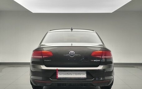 Volkswagen Passat B8 рестайлинг, 2017 год, 1 842 000 рублей, 5 фотография