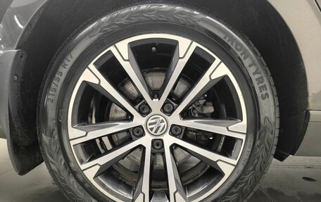 Volkswagen Passat B8 рестайлинг, 2017 год, 1 842 000 рублей, 26 фотография