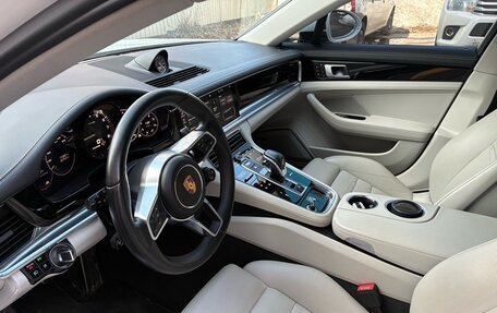 Porsche Panamera II рестайлинг, 2018 год, 9 000 000 рублей, 10 фотография