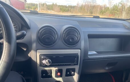 Renault Logan I, 2006 год, 230 000 рублей, 8 фотография