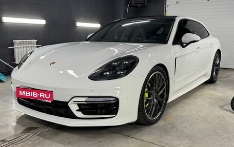 Porsche Panamera II рестайлинг, 2018 год, 9 000 000 рублей, 6 фотография