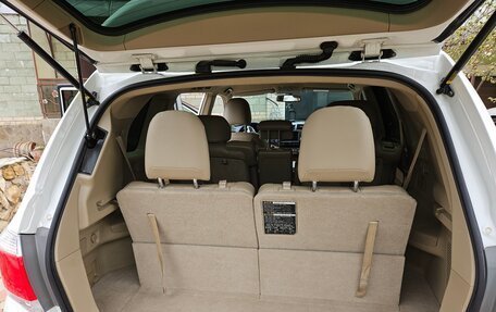 Toyota Highlander III, 2011 год, 2 100 000 рублей, 7 фотография