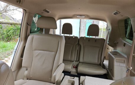 Toyota Highlander III, 2011 год, 2 100 000 рублей, 10 фотография