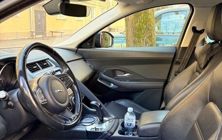 Jaguar E-Pace, 2018 год, 2 350 000 рублей, 7 фотография