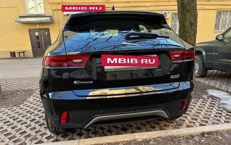 Jaguar E-Pace, 2018 год, 2 350 000 рублей, 4 фотография