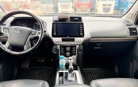 Toyota Land Cruiser Prado 150 рестайлинг 2, 2020 год, 7 500 000 рублей, 20 фотография