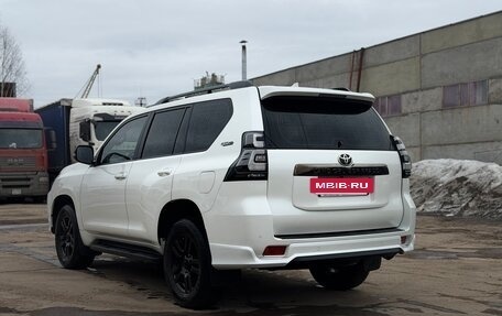 Toyota Land Cruiser Prado 150 рестайлинг 2, 2020 год, 7 500 000 рублей, 9 фотография