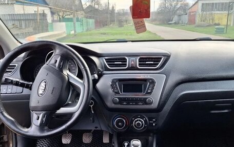 KIA Rio III рестайлинг, 2014 год, 900 000 рублей, 7 фотография