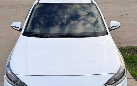 Hyundai Solaris II рестайлинг, 2019 год, 1 000 000 рублей, 6 фотография