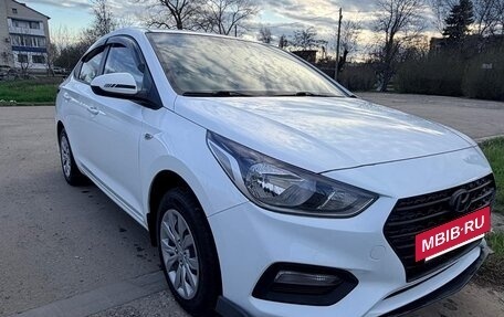 Hyundai Solaris II рестайлинг, 2019 год, 1 000 000 рублей, 2 фотография