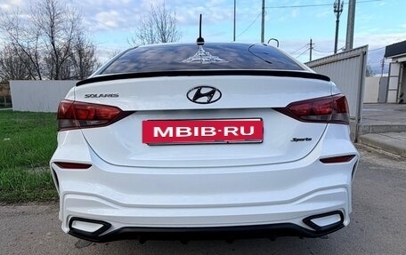 Hyundai Solaris II рестайлинг, 2019 год, 1 000 000 рублей, 9 фотография