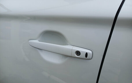 Mitsubishi Outlander III рестайлинг 3, 2021 год, 2 820 000 рублей, 25 фотография