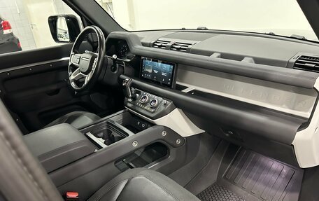 Land Rover Defender II, 2020 год, 4 140 000 рублей, 10 фотография