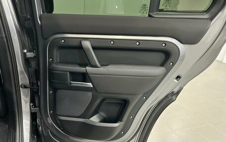 Land Rover Defender II, 2020 год, 4 140 000 рублей, 26 фотография