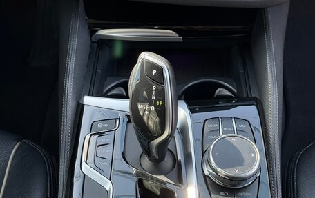 BMW 5 серия, 2018 год, 2 950 000 рублей, 21 фотография