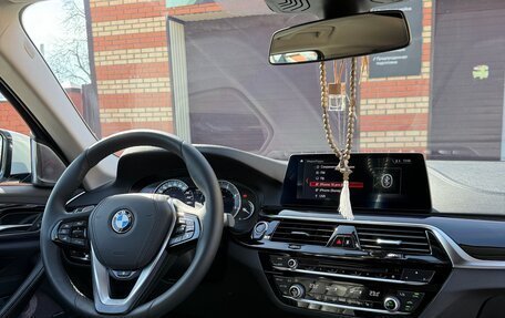 BMW 5 серия, 2018 год, 2 950 000 рублей, 19 фотография