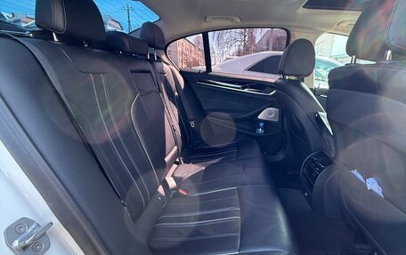 BMW 5 серия, 2018 год, 2 950 000 рублей, 24 фотография