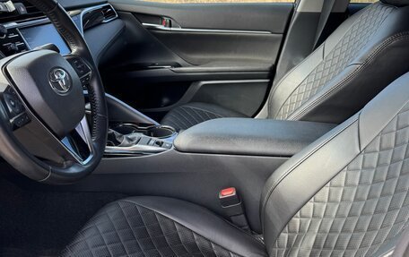 Toyota Camry, 2020 год, 2 700 000 рублей, 7 фотография