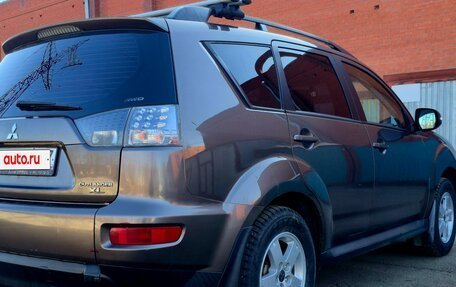 Mitsubishi Outlander III рестайлинг 3, 2010 год, 1 380 000 рублей, 5 фотография