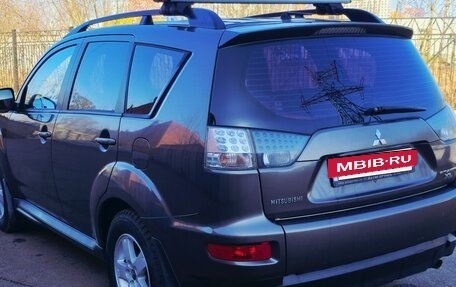 Mitsubishi Outlander III рестайлинг 3, 2010 год, 1 380 000 рублей, 6 фотография