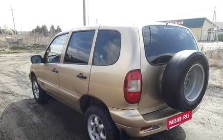 Chevrolet Niva I рестайлинг, 2005 год, 250 000 рублей, 4 фотография