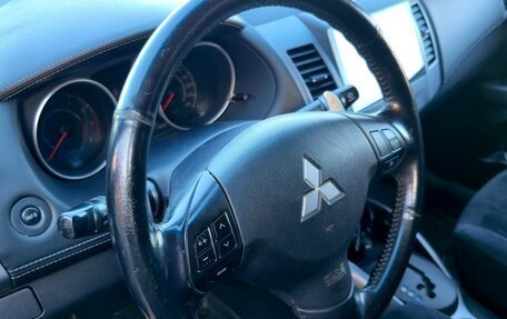 Mitsubishi Outlander III рестайлинг 3, 2010 год, 1 380 000 рублей, 21 фотография