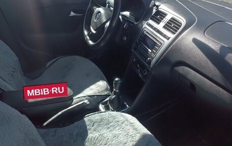 Volkswagen Polo VI (EU Market), 2017 год, 680 000 рублей, 4 фотография