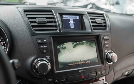 Toyota Highlander III, 2012 год, 1 750 000 рублей, 10 фотография