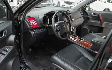 Toyota Highlander III, 2012 год, 1 750 000 рублей, 6 фотография