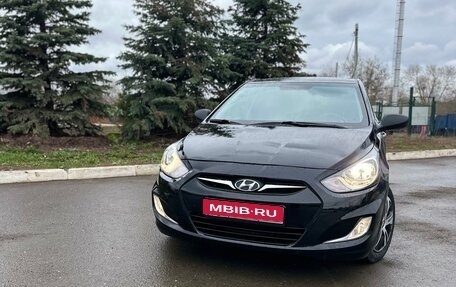 Hyundai Solaris II рестайлинг, 2014 год, 735 000 рублей, 1 фотография