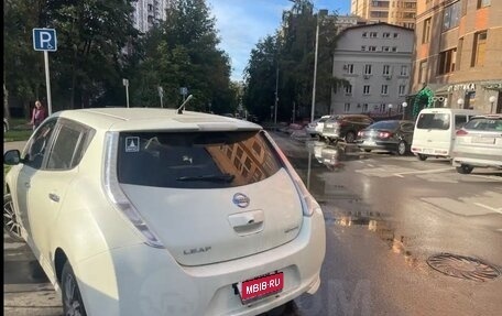 Nissan Leaf I, 2011 год, 530 000 рублей, 1 фотография