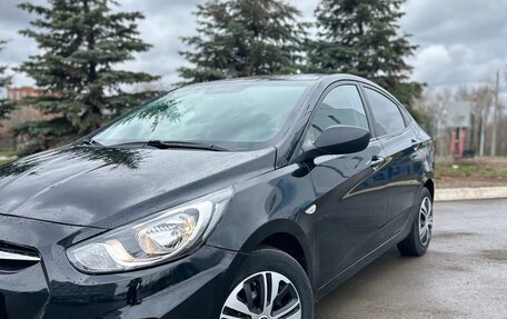 Hyundai Solaris II рестайлинг, 2014 год, 735 000 рублей, 3 фотография