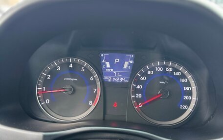 Hyundai Solaris II рестайлинг, 2014 год, 735 000 рублей, 13 фотография