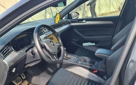 Volkswagen Passat B8 рестайлинг, 2019 год, 3 100 000 рублей, 12 фотография